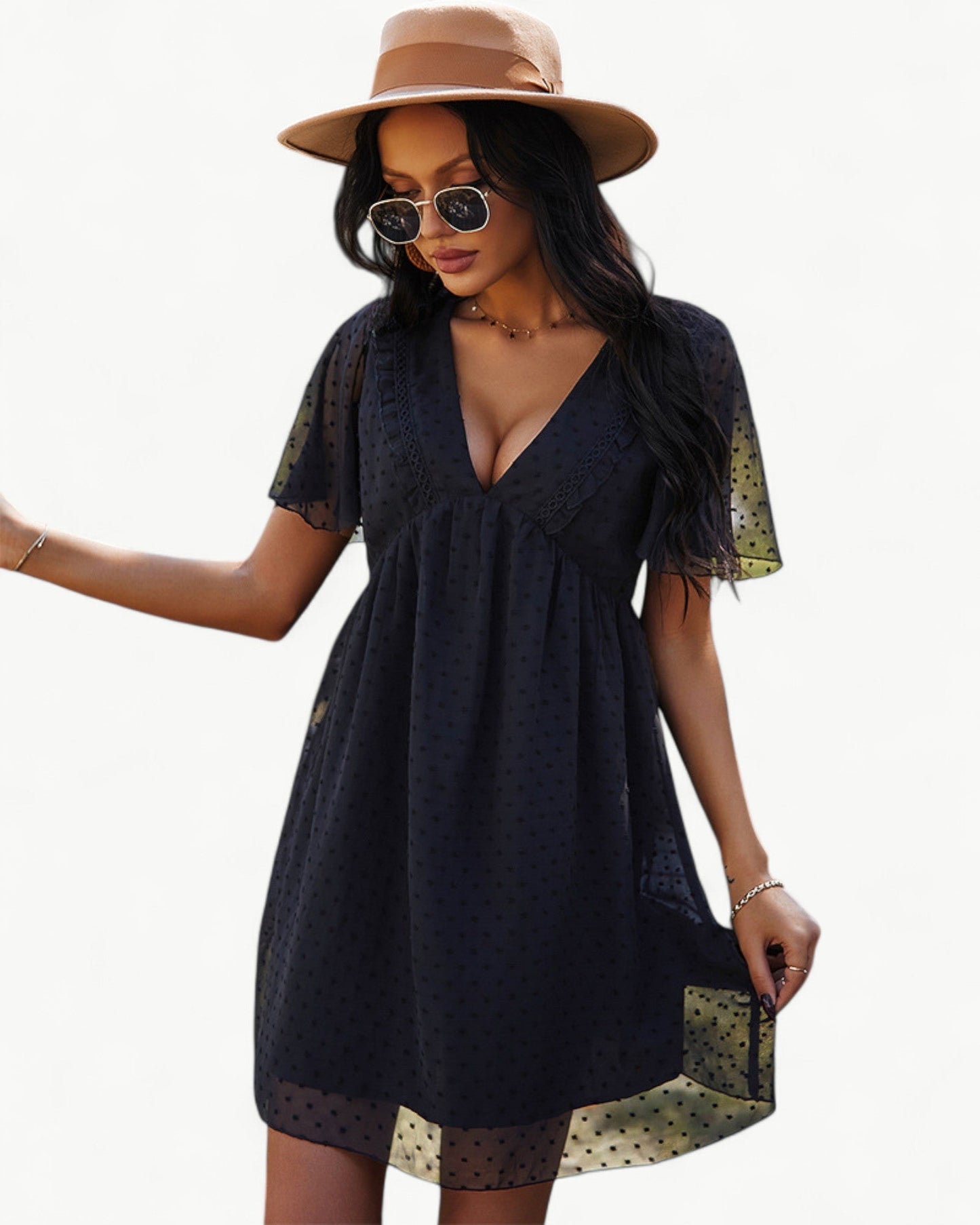 CAMILLE – Lekka letnia sukienka z koronkowymi detalami