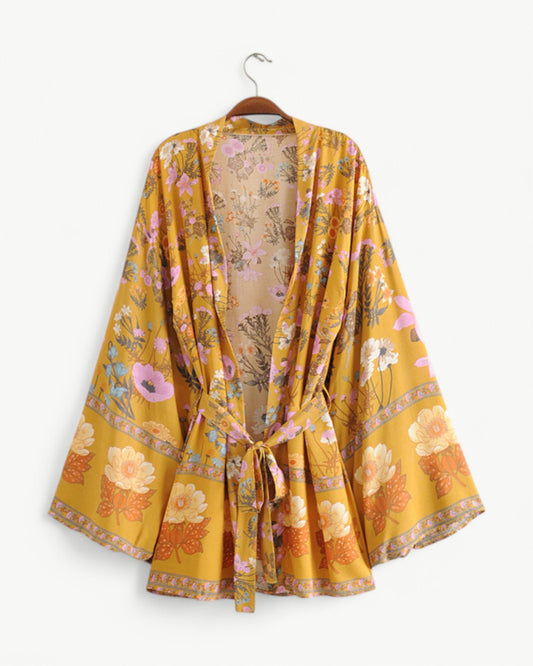 OCÉANE – Krótki kwiecisty kimono z paskiem w talii