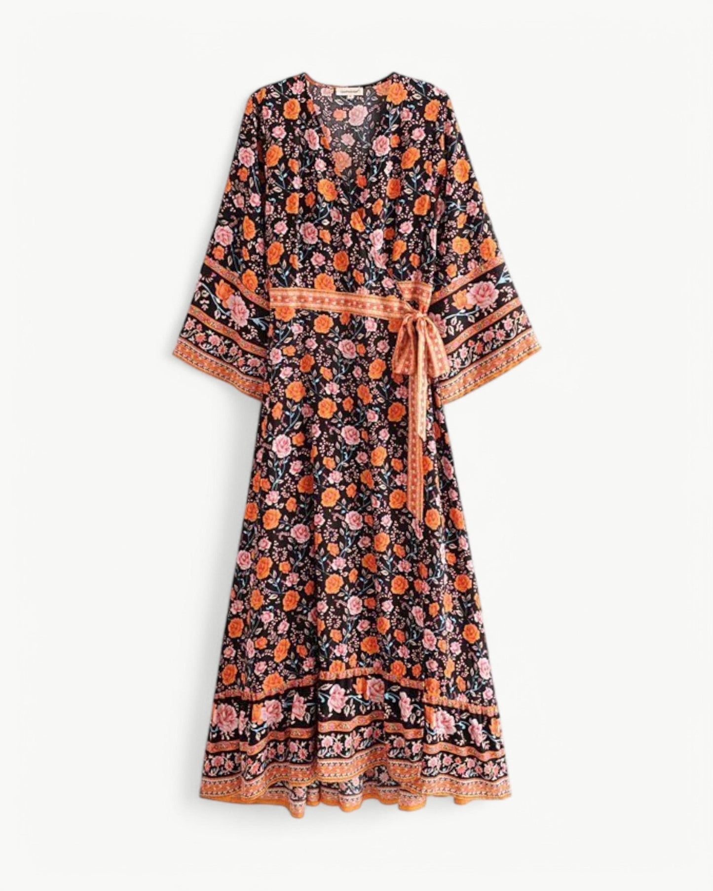 SÉRENE – Długa sukienka z dekoltem w serek i kwiatowym wzorem – Model kopertowy z paskiem w talii