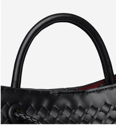 ESMÉE – Pleciona torebka z paskiem na ramię | Elegancki i ponadczasowy design