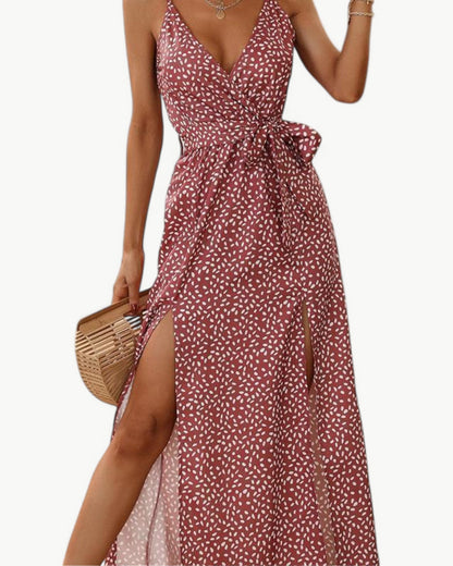 SOLÈNE – Sukienka letnia z dekoltem w serek i podwójnymi rozcięciami | Elegancka i ponadczasowa