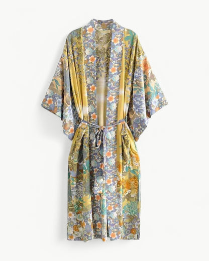 FLEUR – Długi kimono w kwiatowy wzór, z kieszeniami i paskiem w talii