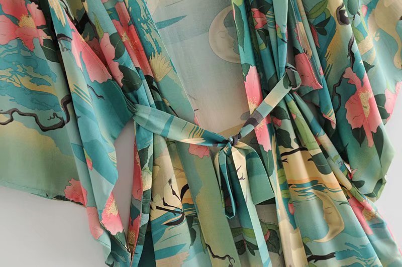 MARGAUX – Midi-długość kimono z żurawiami | Lekki i stylowy