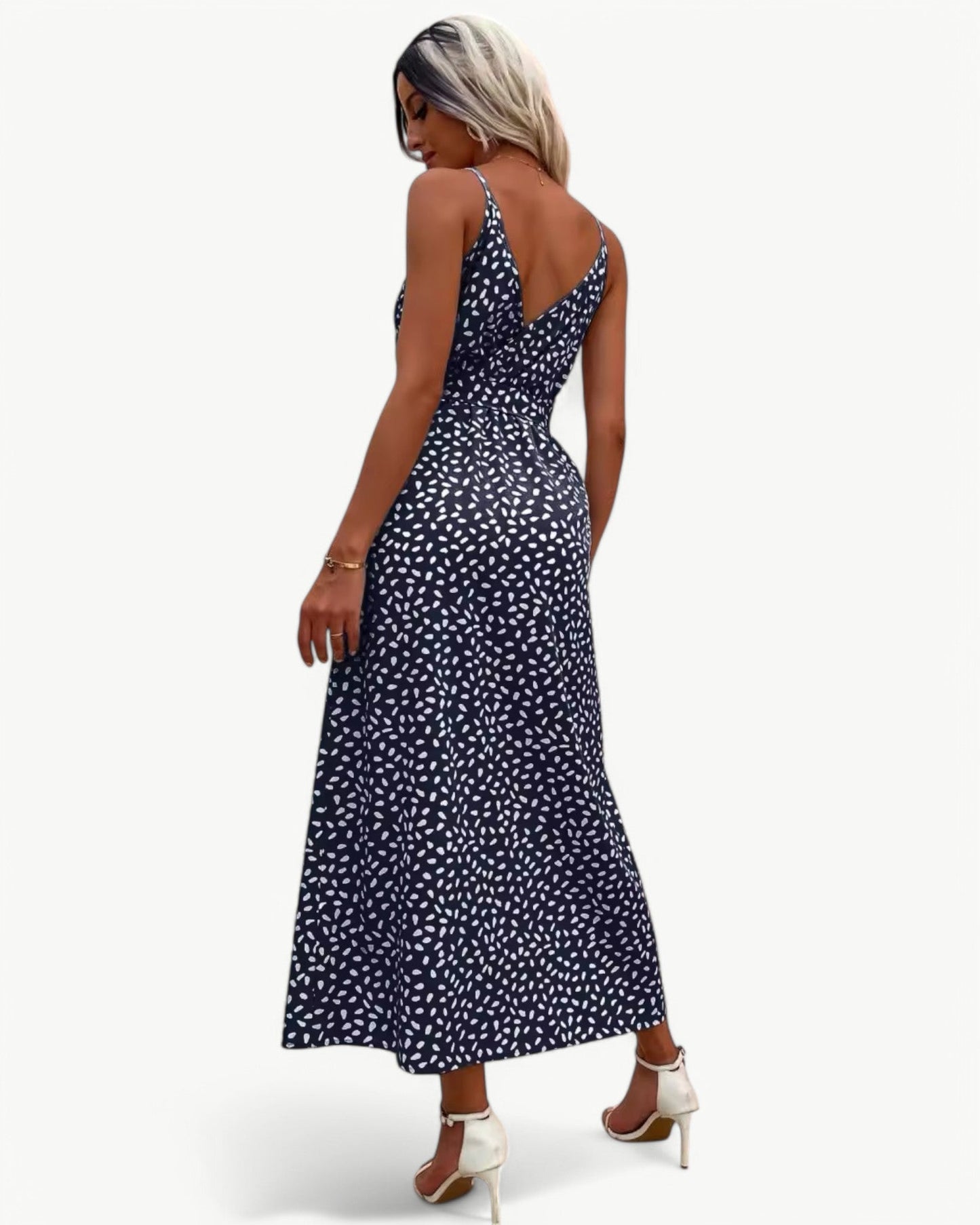 SOLÈNE – Sukienka letnia z dekoltem w serek i podwójnymi rozcięciami | Elegancka i ponadczasowa