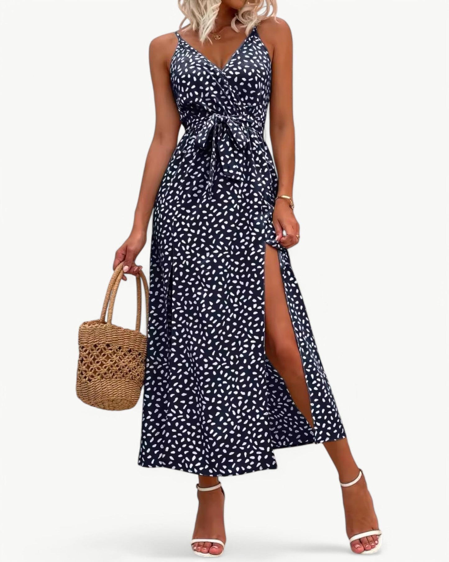 SOLÈNE – Sukienka letnia z dekoltem w serek i podwójnymi rozcięciami | Elegancka i ponadczasowa