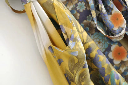 FLEUR – Długi kimono w kwiatowy wzór, z kieszeniami i paskiem w talii