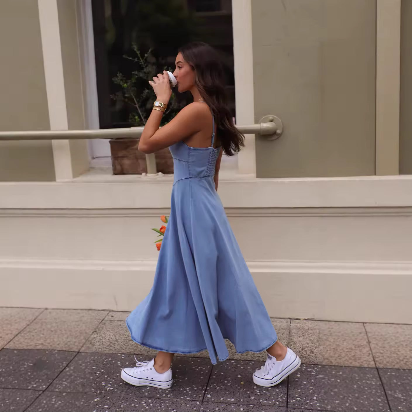 RIZA – Sukienka dżinsowa z wąskimi ramiączkami | Letnia i elegancka