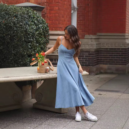 RIZA – Sukienka dżinsowa z wąskimi ramiączkami | Letnia i elegancka