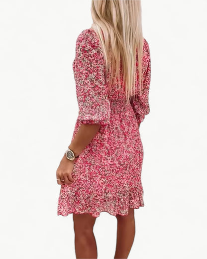 LÉONIE – Kwiatowa sukienka z marszczeniem i falbanką