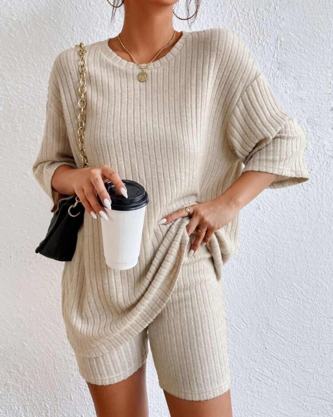 AMÉLIE – Dwuczęściowy zestaw z szortami | Styl i komfort na wiosnę i lato